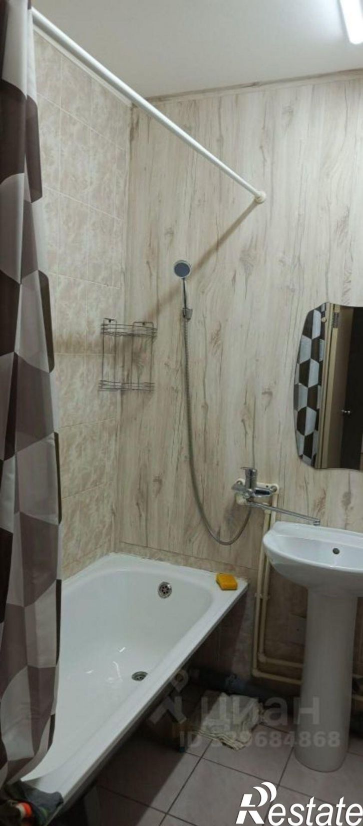 3-комн квартира ул Петра Сумина, 24,  д. 24