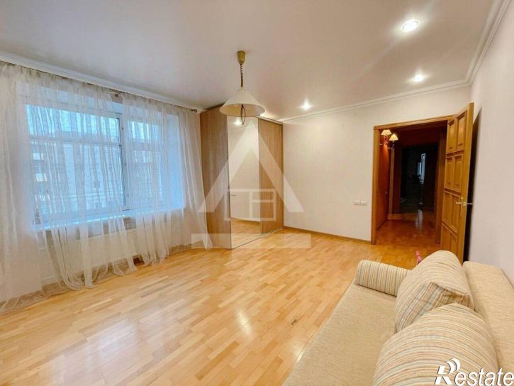 4-комн квартира ул Свободы, 88Б,  д. 88Б