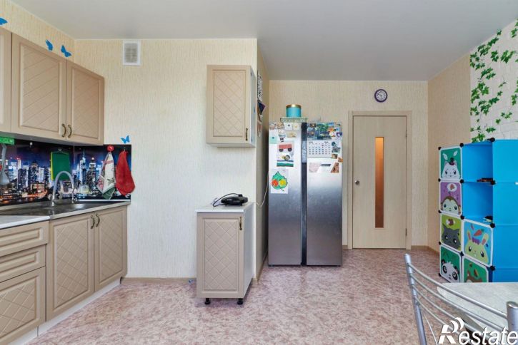 3-комн квартира ул Александра Шмакова, 25А,  д. 25А
