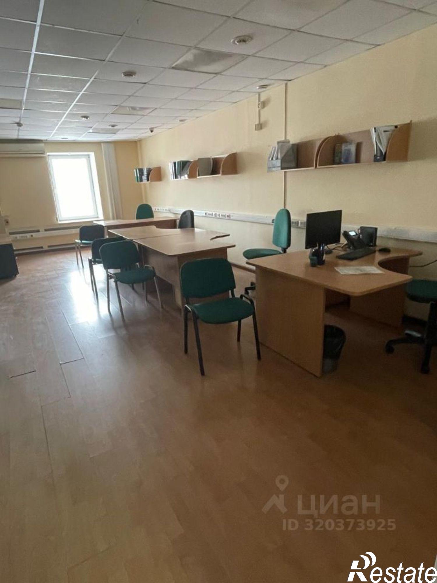 Купить ОСЗ, отдельно стоящее здание за 73 981 700 рублей на ул Советская, 17