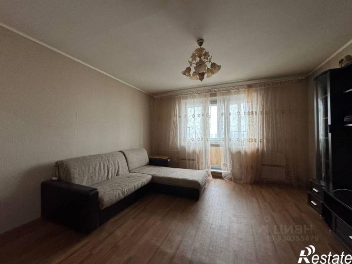 2-комн квартира улица Хохрякова, 8А,  д. 8А