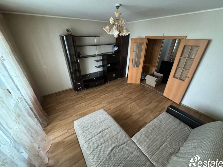 2-комн квартира улица Хохрякова, 8А,  д. 8А