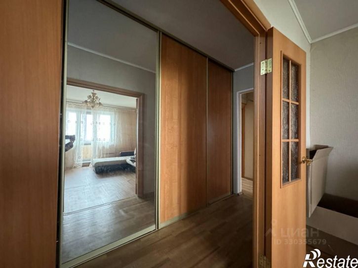 2-комн квартира улица Хохрякова, 8А,  д. 8А