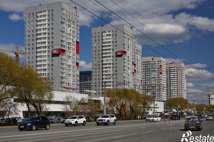 3-комн квартира улица Героя России Александра Яковлева, 3,  д. 3