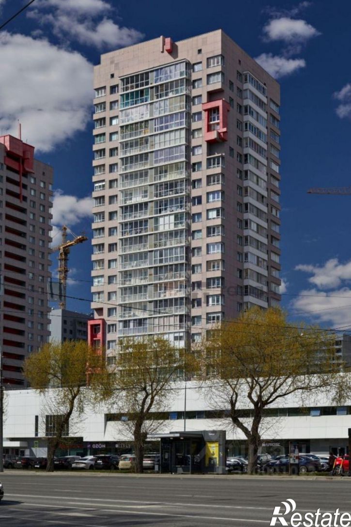3-комн квартира улица Героя России Александра Яковлева, 3,  д. 3