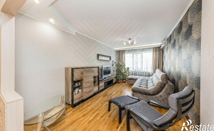3-комн квартира ул Чичерина, 15,  д. 15