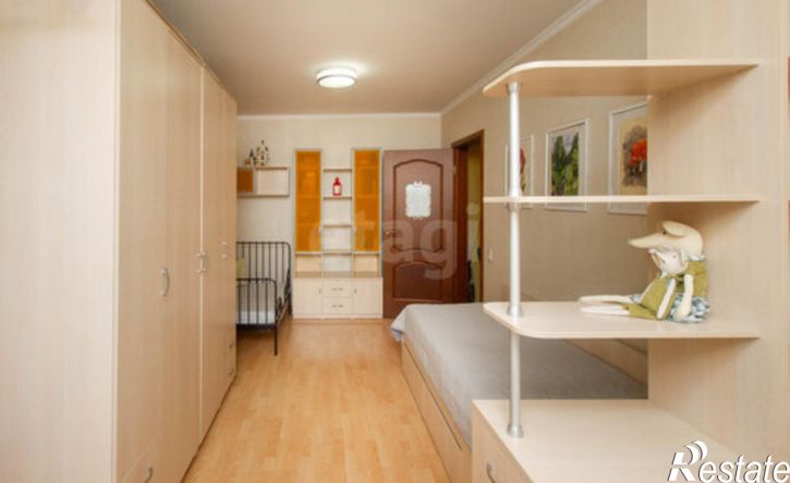 3-комн квартира ул Кузнецова, 6,  д. 6