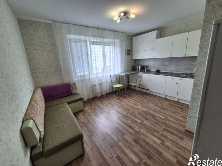 2-комн квартира улица Петра Сумина, 22,  д. 22