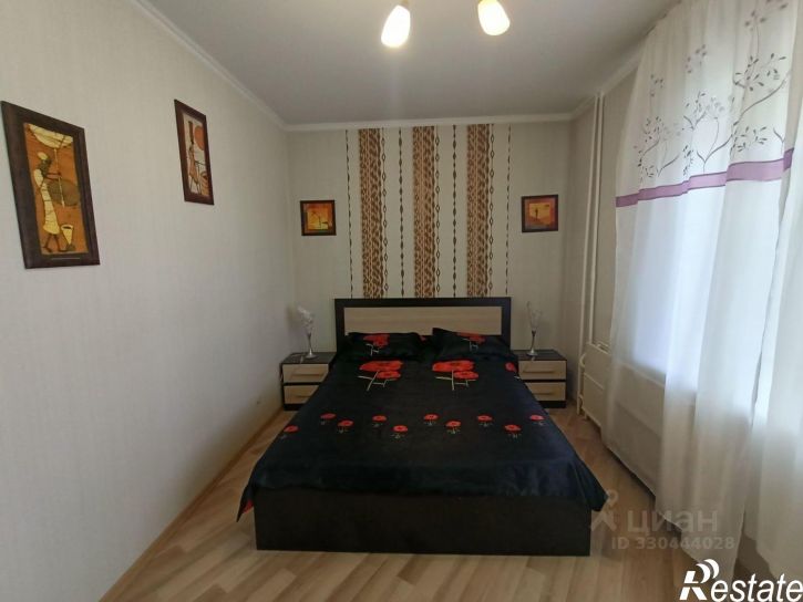 2-комн квартира улица Университетская Набережная, 18,  д. 18