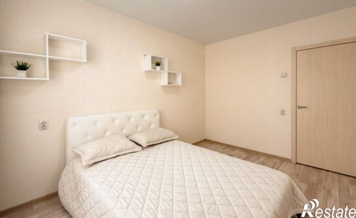 2-комн квартира улица Петра Столыпина, 13А,  д. 13А
