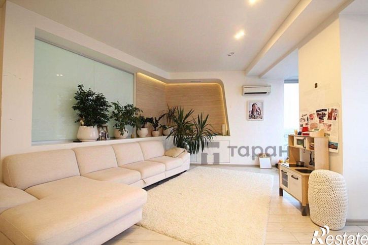 3-комн квартира улица Братьев Кашириных, 12Б,  д. 12Б