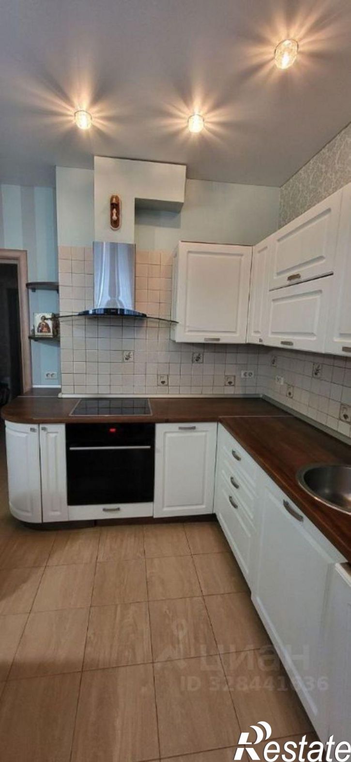 2-комн квартира улица 40-летия Победы, 3,  д. 3
