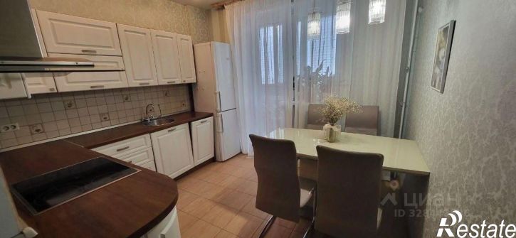 2-комн квартира улица 40-летия Победы, 3,  д. 3