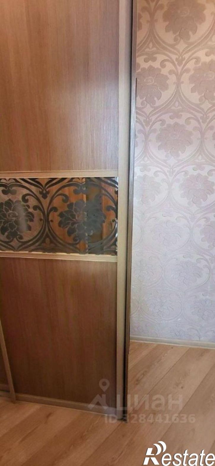 2-комн квартира улица 40-летия Победы, 3,  д. 3