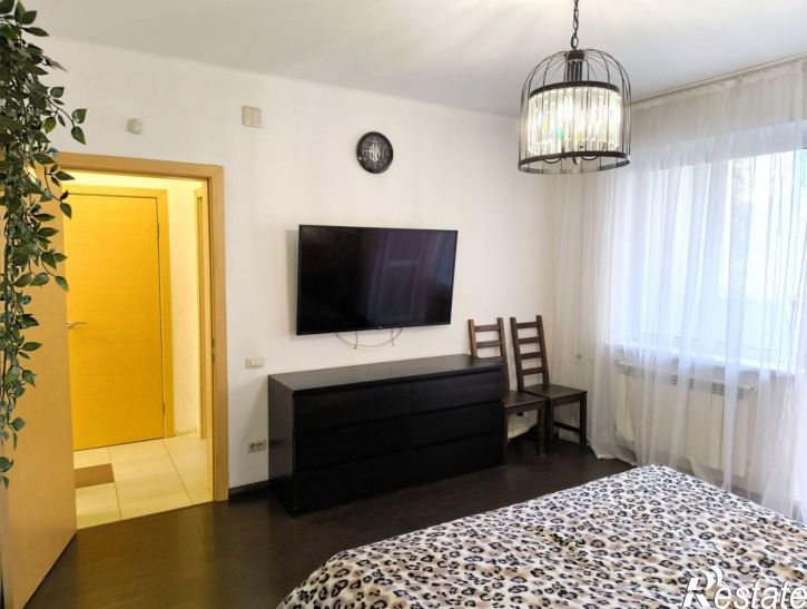 3-комн квартира улица Братьев Кашириных, 122А,  д. 122А