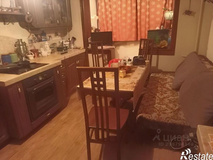 4-комн квартира ул Университетская Набережная, 36,  д. 36