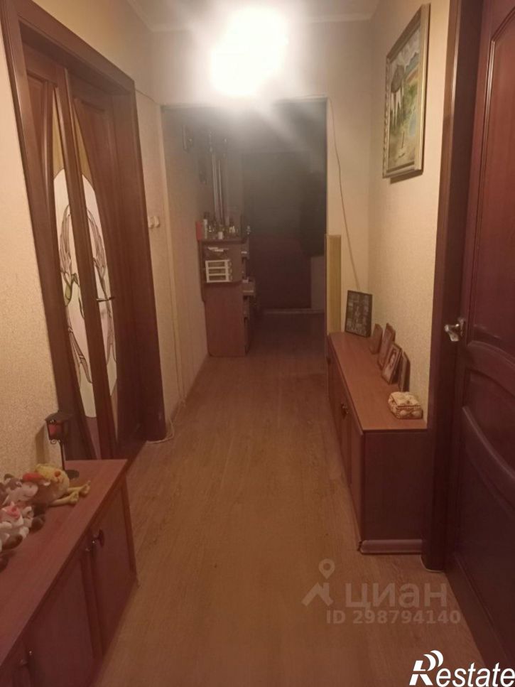 4-комн квартира ул Университетская Набережная, 36,  д. 36