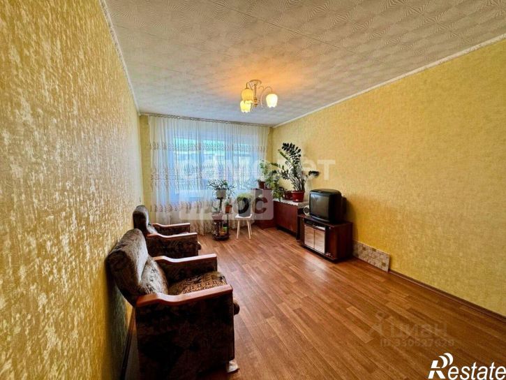 3-комн квартира улица Пети Калмыкова, 6А,  д. 6А