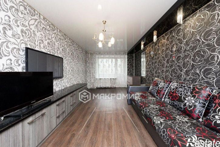 3-комн квартира ул Российская, 59Б,  д. 59Б