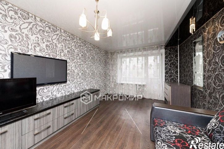 3-комн квартира ул Российская, 59Б,  д. 59Б