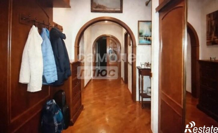 4-комн квартира улица Богдана Хмельницкого, 31,  д. 31