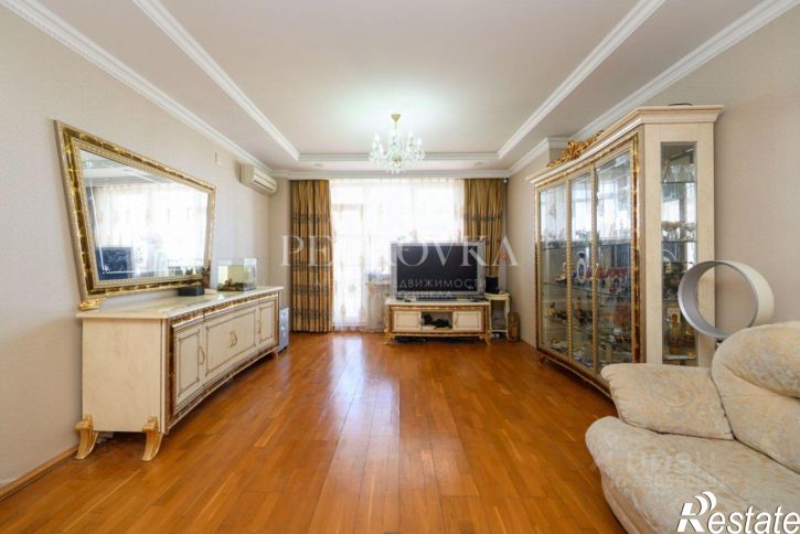 4-комн квартира улица Братьев Кашириных, 34А,  д. 34А