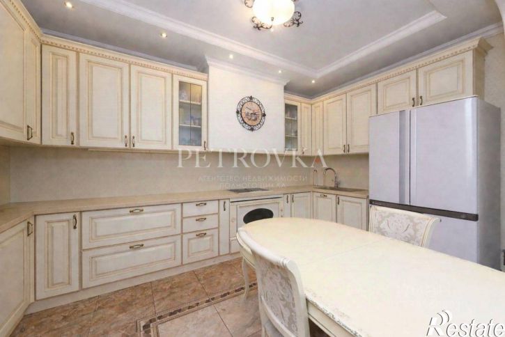 4-комн квартира улица Братьев Кашириных, 34А,  д. 34А