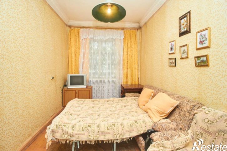 Комната Днепровская улица, 25,  д. 25