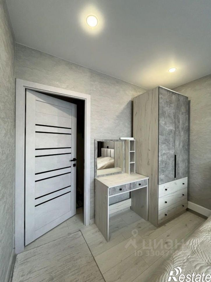 2-комн квартира ул Скульптора Головницкого, 8,  д. 8