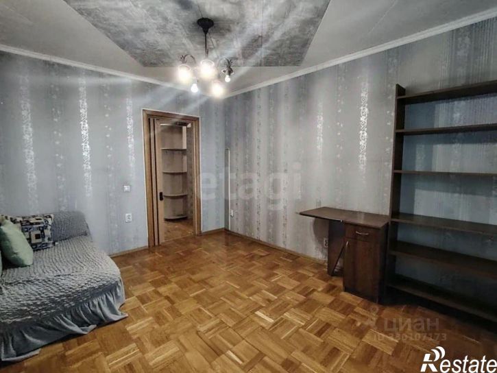 3-комн квартира ул Братьев Кашириных, 102,  д. 102