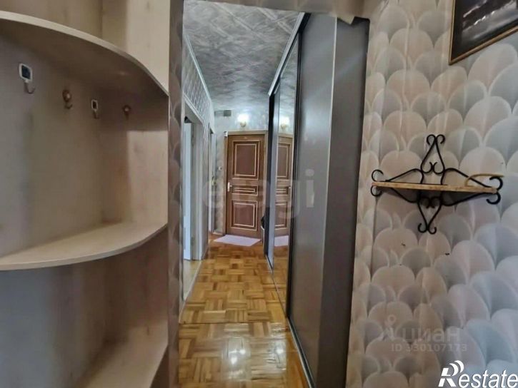 3-комн квартира ул Братьев Кашириных, 102,  д. 102