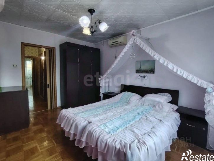 3-комн квартира ул Братьев Кашириных, 102,  д. 102