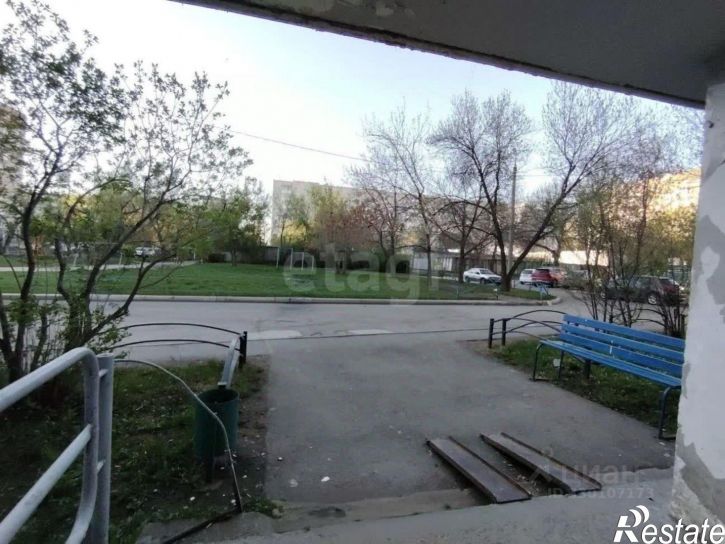 3-комн квартира ул Братьев Кашириных, 102,  д. 102