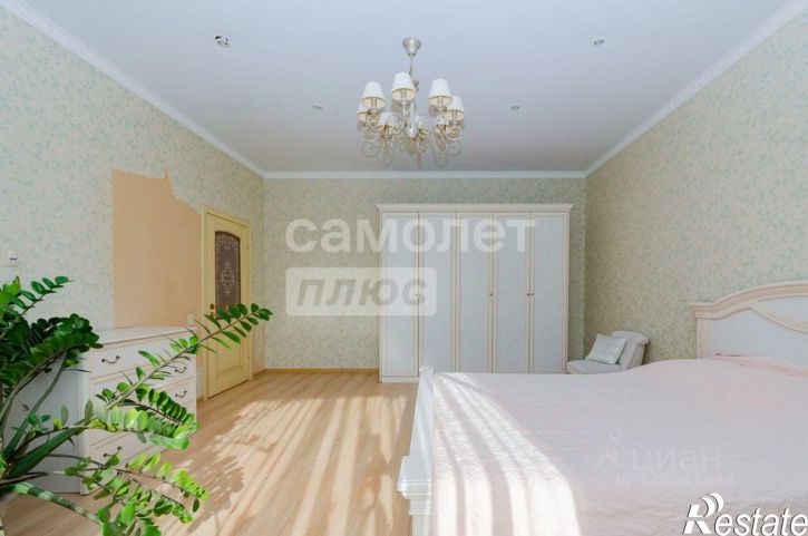 3-комн квартира улица Братьев Кашириных, 54,  д. 54