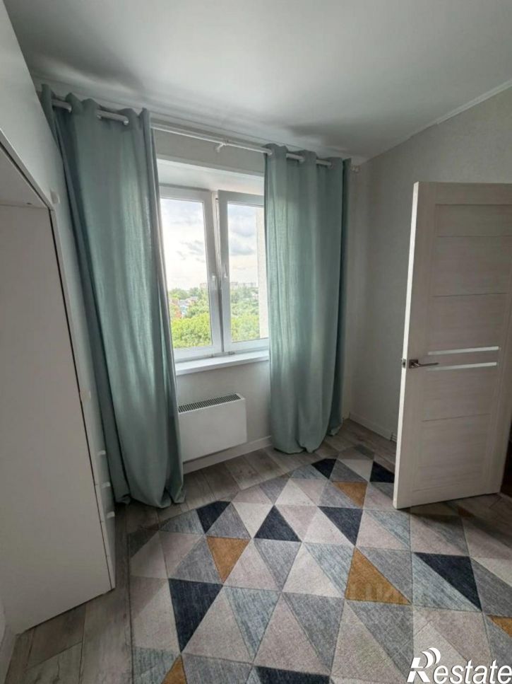 1-комн квартира ул Дмитрия Неаполитанова, 8,  д. 8