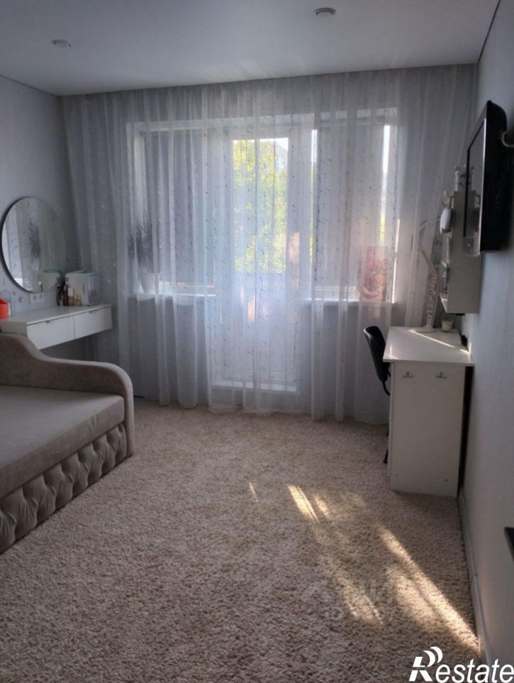 2-комн квартира улица Сулимова, 98,  д. 98