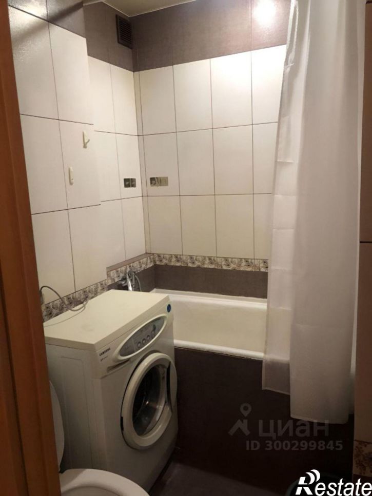 2-комн квартира проспект Победы, 157,  д. 157