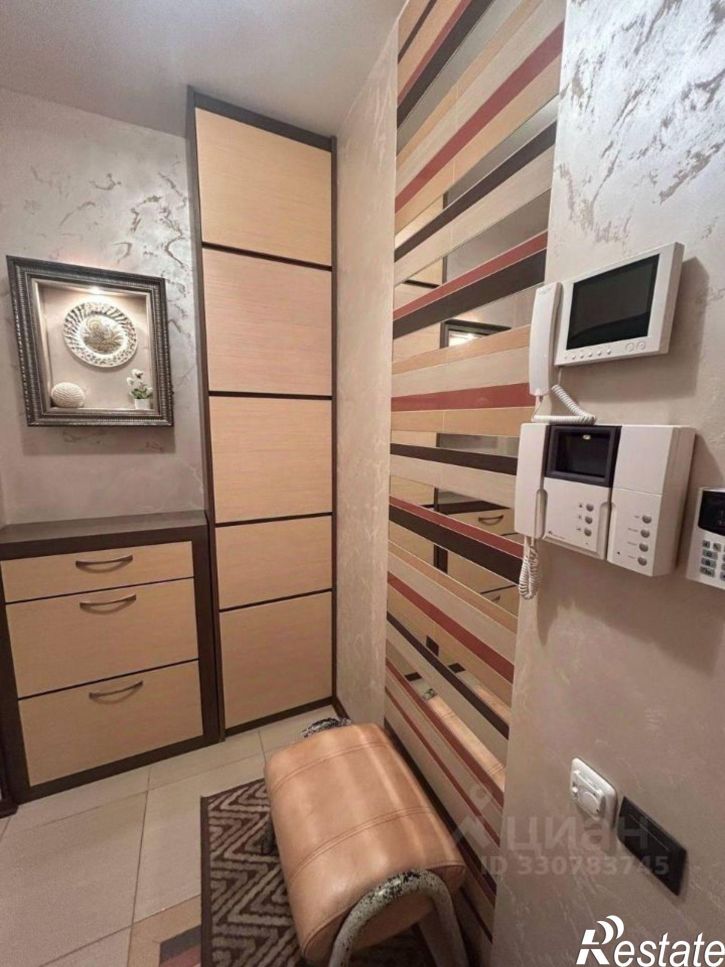 4-комн квартира ул Энгельса, 77А,  д. 77А