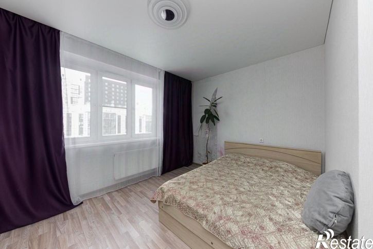 3-комн квартира ул Овчинникова, 20,  д. 20