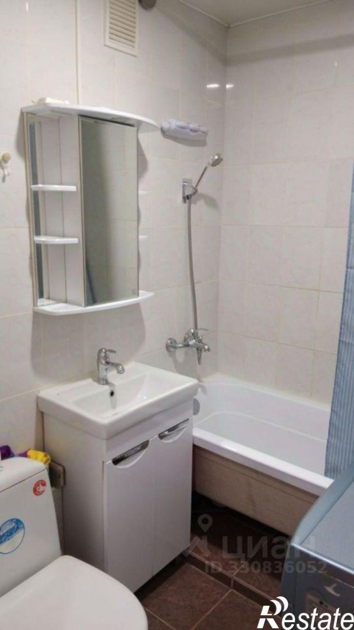 2-комн квартира улица Дзержинского, 99А,  д. 99А