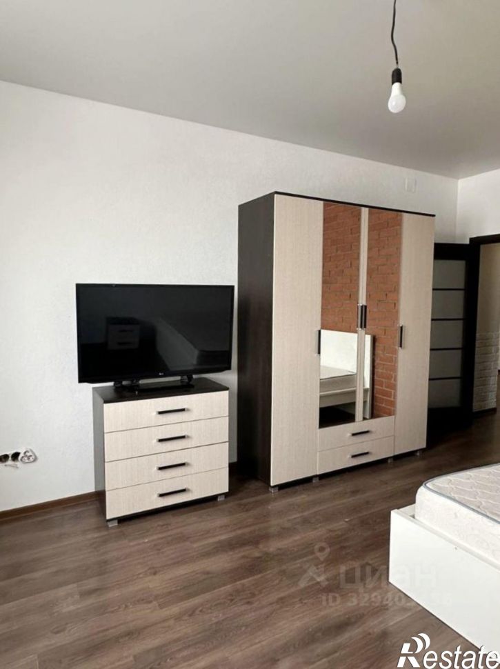 1-комн квартира улица Бейвеля, 14,  д. 14
