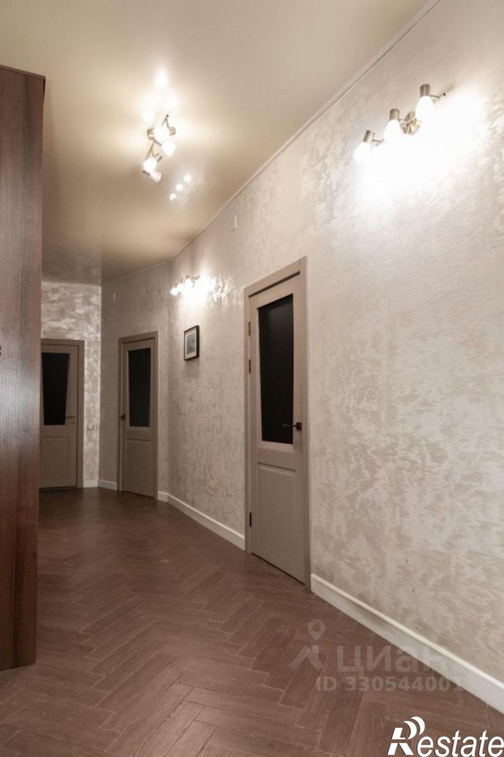 3-комн квартира площадь МОПРа, 9,  д. 9