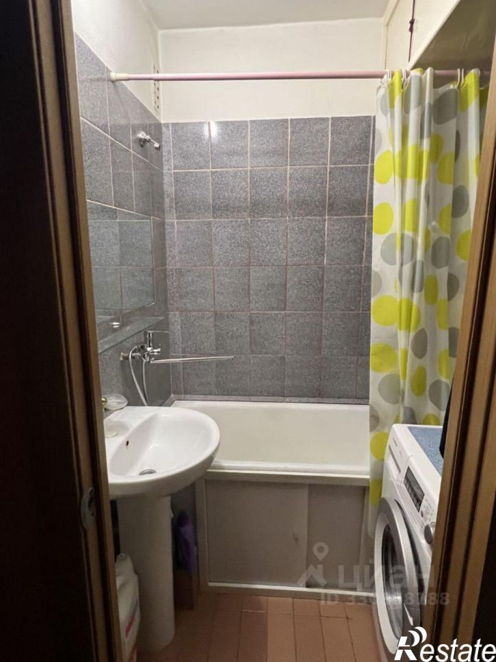 3-комн квартира улица Ворошилова, 31,  д. 31