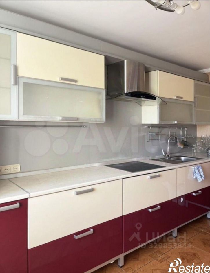 3-комн квартира улица Энгельса, 36А,  д. 36А