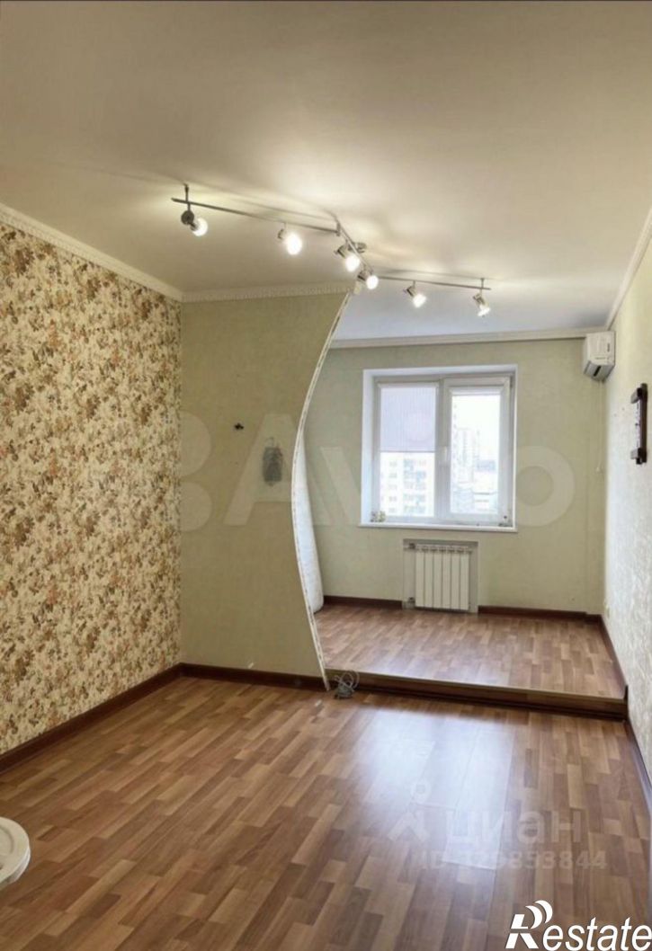 3-комн квартира улица Энгельса, 36А,  д. 36А