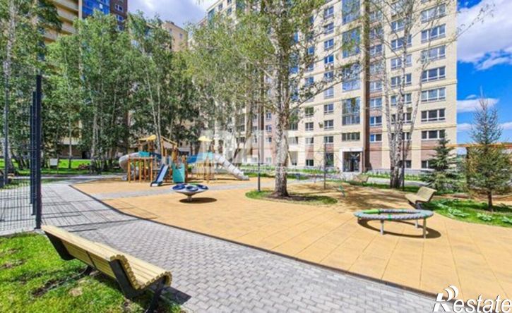 4-комн квартира пр-кт Героя России Родионова Е.Н., 20/18,  д. 20/18