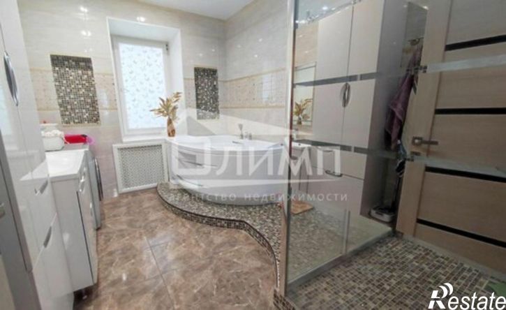 4-комн квартира Салютная улица, 23Б,  д. 23Б