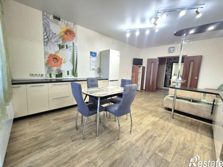 3-комн квартира Волочаевская улица, 37,  д. 37