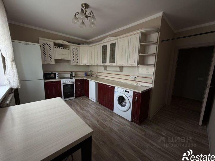 2-комн квартира Стартовая улица, 13,  д. 13