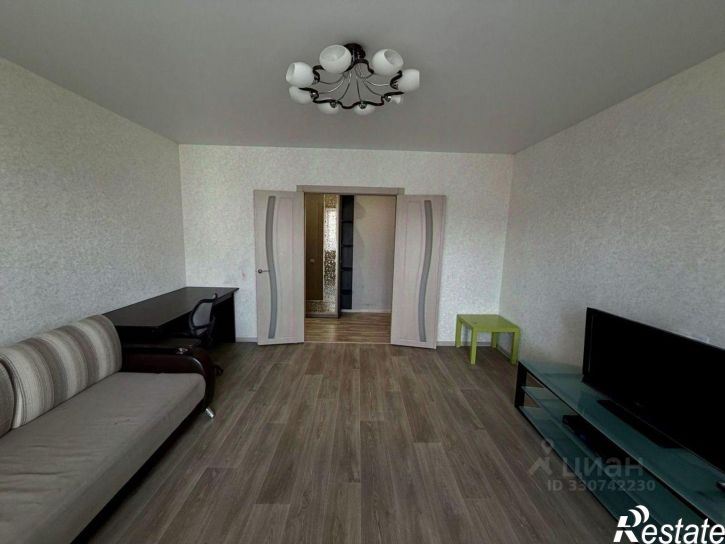 2-комн квартира Стартовая улица, 13,  д. 13